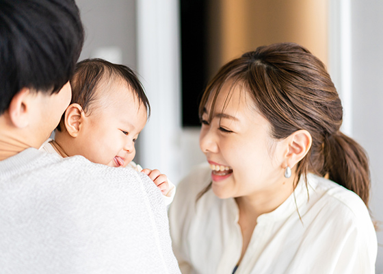 子育て支援制度を活用する社員